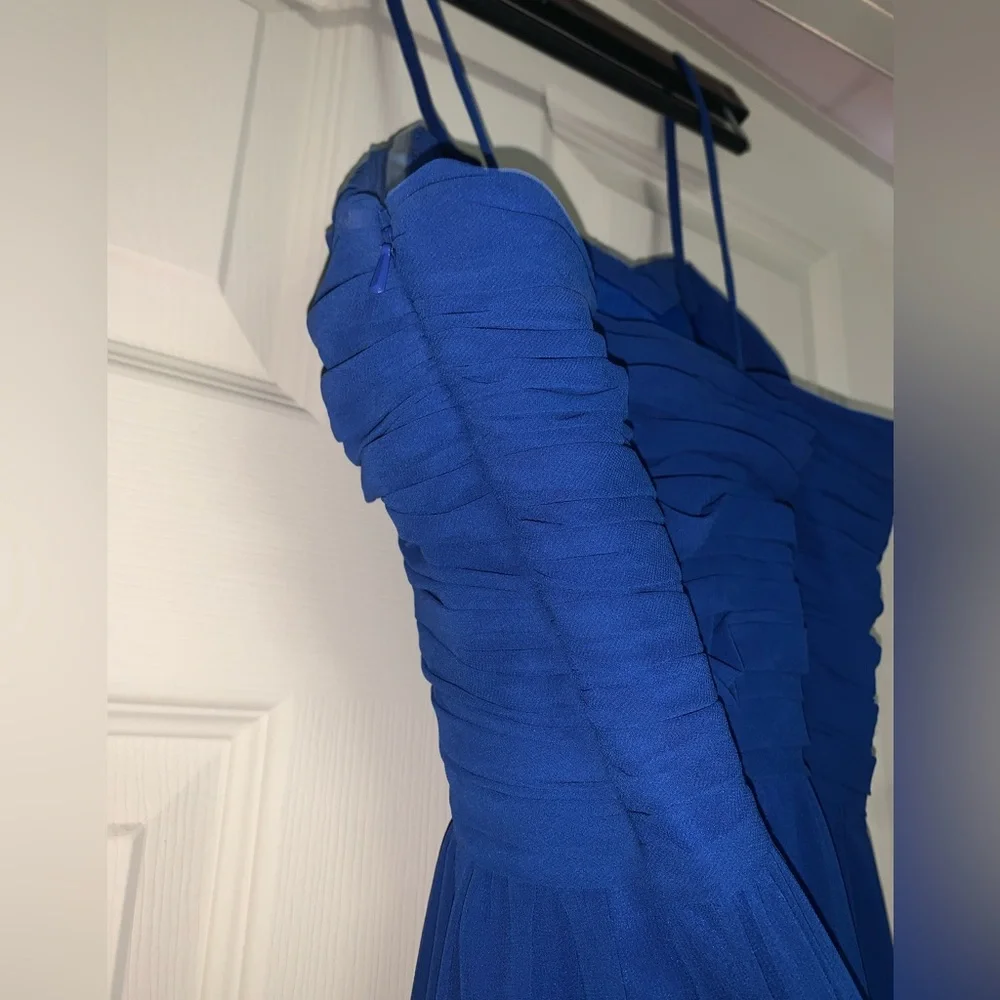 Elegant Long Deep Blue Bill Levkoff Dress - Picture 4 of 6